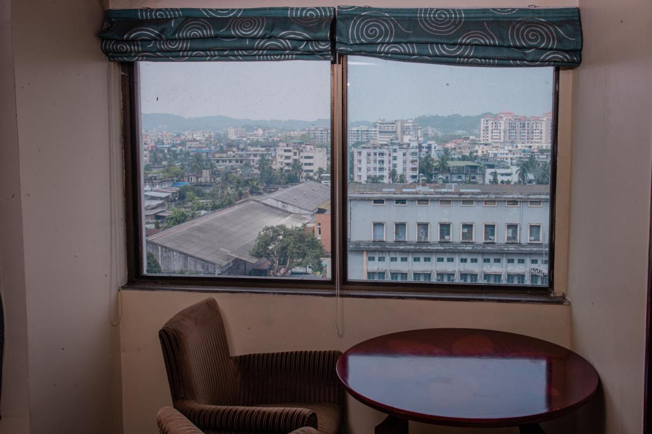 Hotel Gateway Grandeur Guwahati Eksteriør billede
