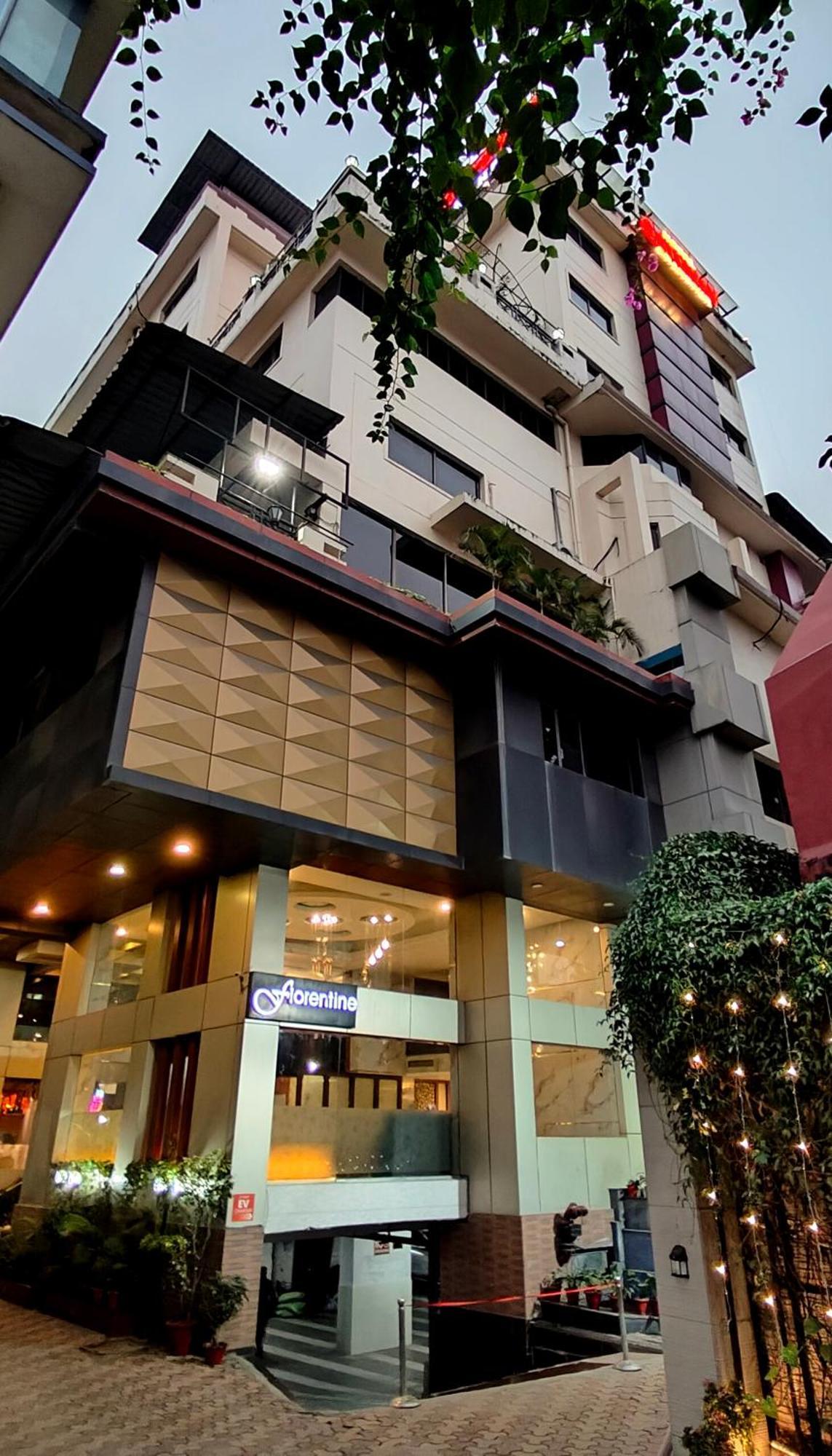 Hotel Gateway Grandeur Guwahati Eksteriør billede