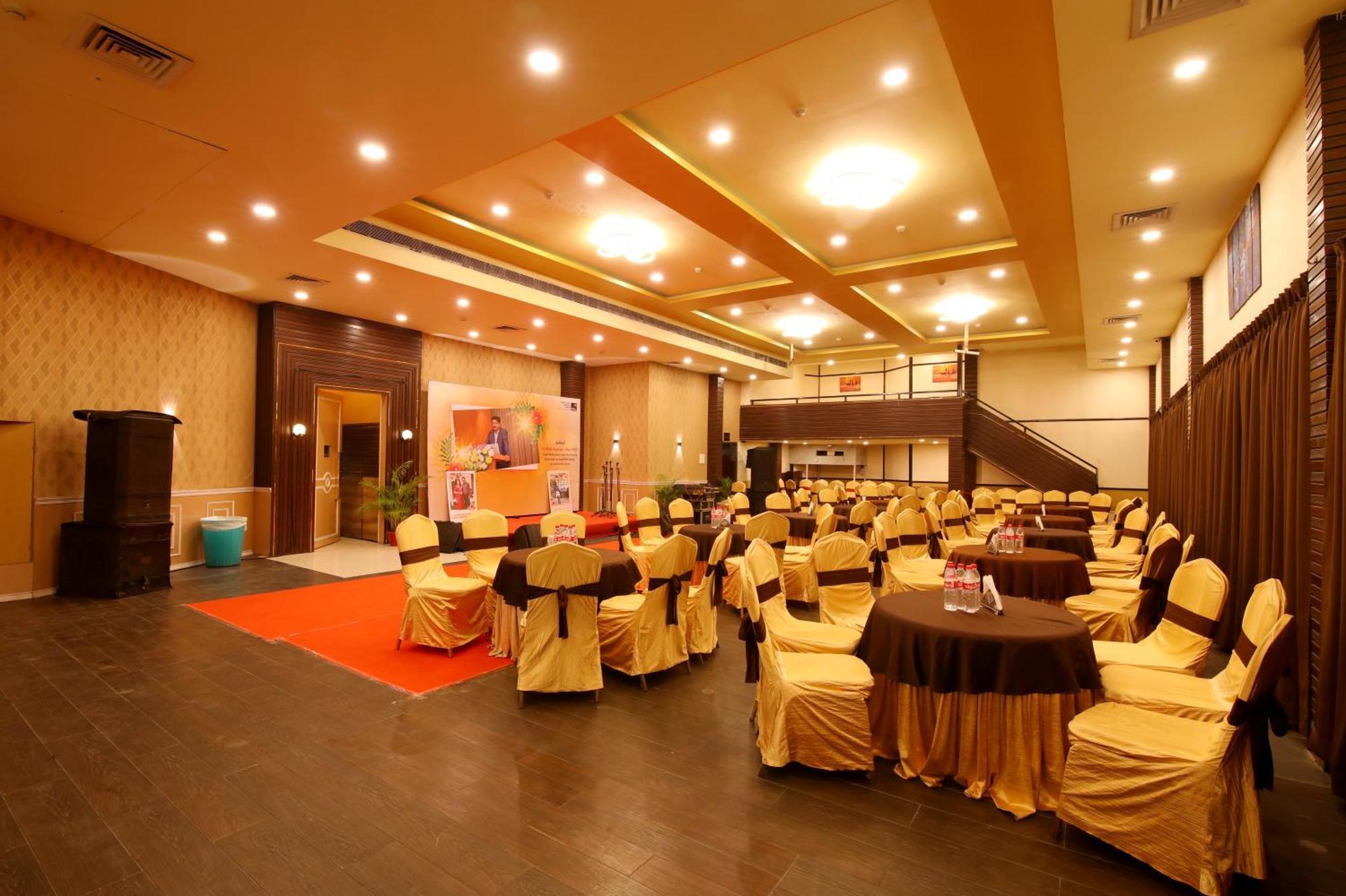 Hotel Gateway Grandeur Guwahati Eksteriør billede