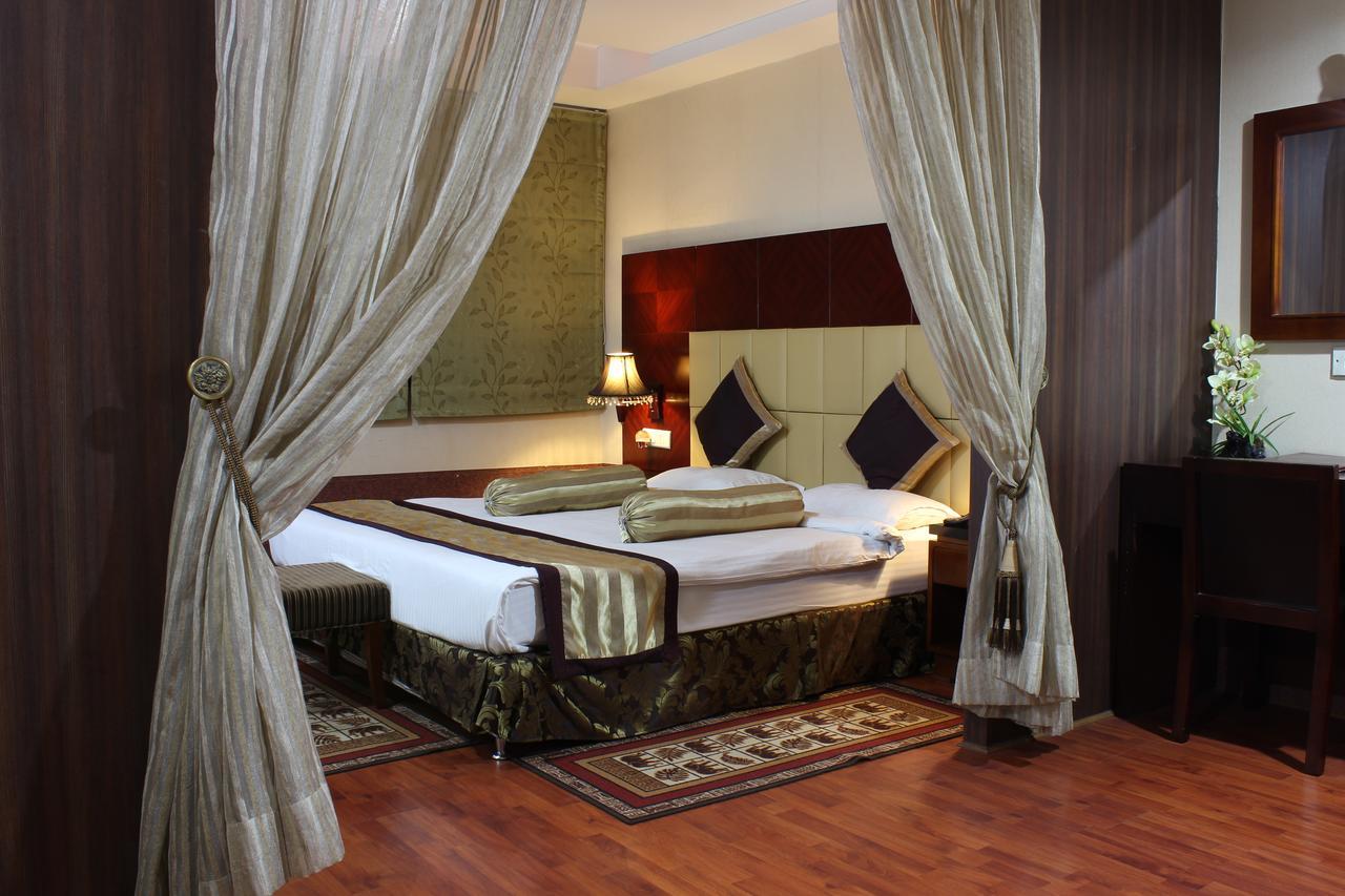Hotel Gateway Grandeur Guwahati Eksteriør billede